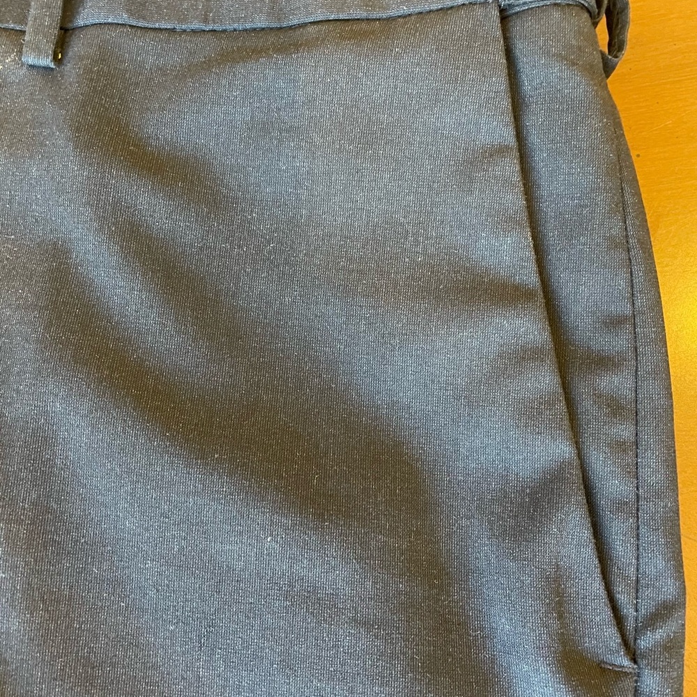 Haggar Men's Dark Gray Flat Front Shorts - Picture 2 of 4